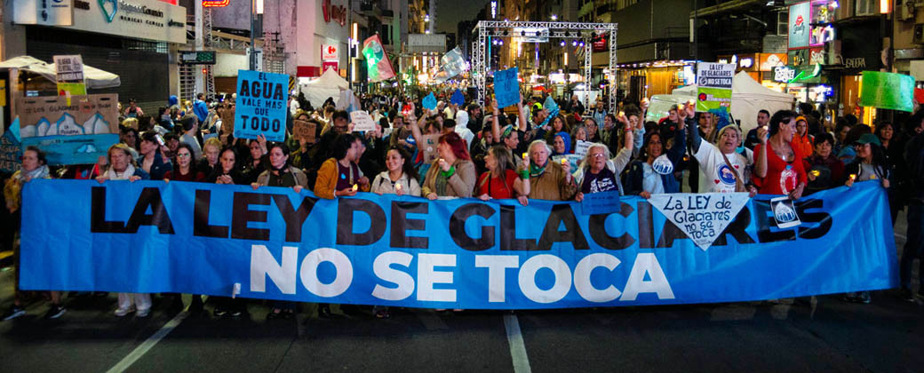Manifestación de abril de 2026 en Buenos Aires, en contra de la reforma de la Ley de Glaciares